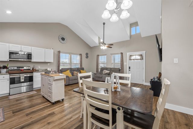 106 Moore Street, Itasca, TX 76055