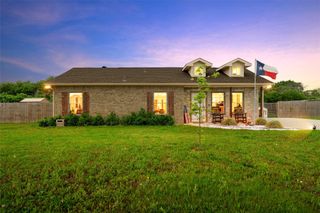 106 Moore Street, Itasca, TX 76055