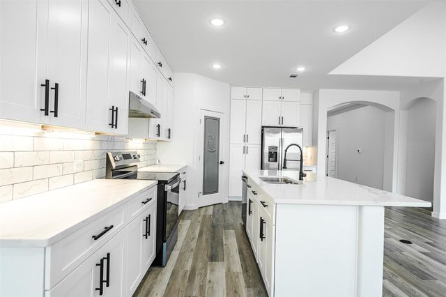 252 Amaranta LN, Dale, TX 78616
