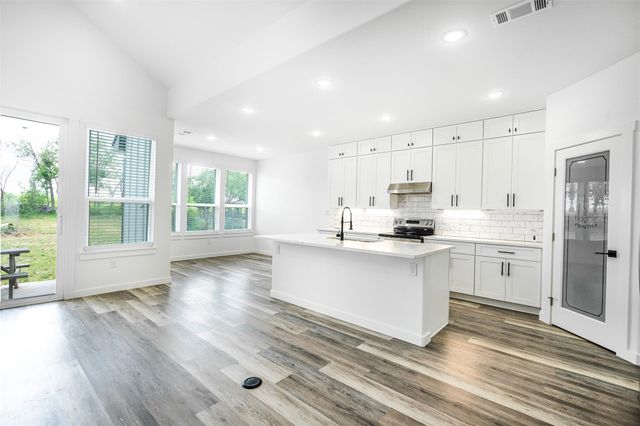 252 Amaranta LN, Dale, TX 78616