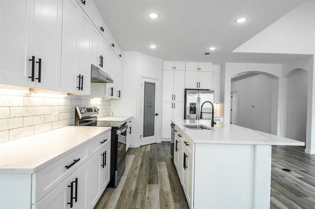 252 Amaranta LN, Dale, TX 78616