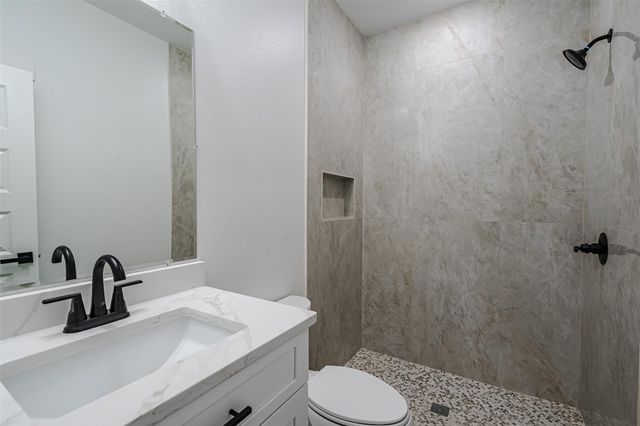 252 Amaranta LN, Dale, TX 78616
