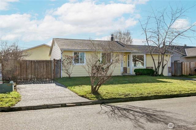 6406 64th Place NE, Marysville, WA 98270