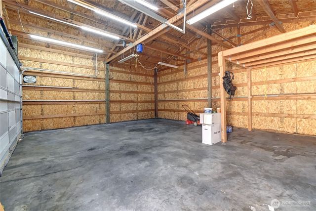 6406 64th Place NE, Marysville, WA 98270