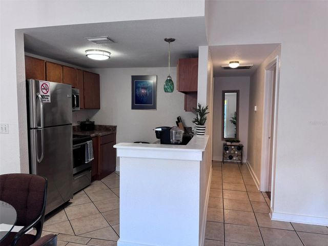 5810 N SUWANEE AVENUE, Tampa, FL 33604