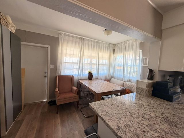 5810 N SUWANEE AVENUE, Tampa, FL 33604