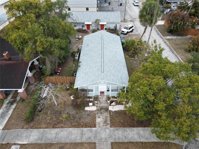 5810 N SUWANEE AVENUE, Tampa, FL 33604
