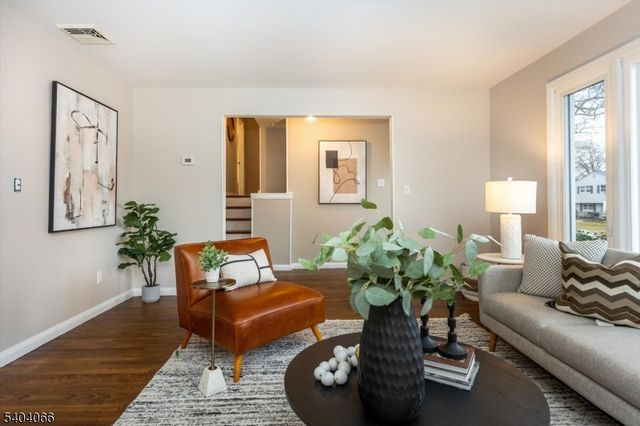 34 Skyview Rd, Bloomfield Twp., NJ 07003