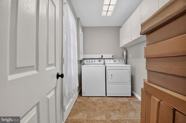 2542 HILLSMAN ST, Falls Church, VA 22043