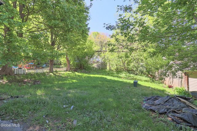 22 Eagle Street, Gloversville, NY 12078