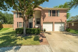 1707 Oak Valley Drive, Kemah, TX 77565