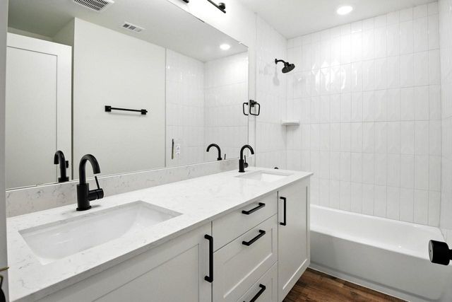 1801 N Peach Creek Drive, Dayton, TX 77535