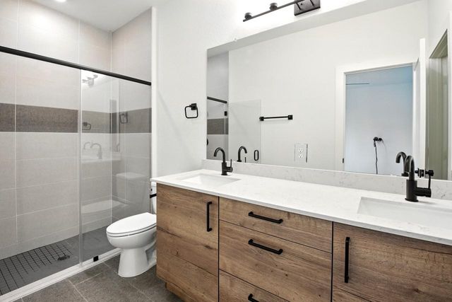 1801 N Peach Creek Drive, Dayton, TX 77535