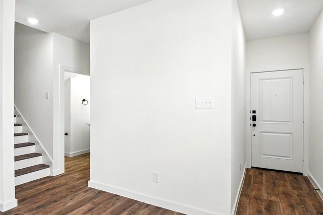 1801 N Peach Creek Drive, Dayton, TX 77535