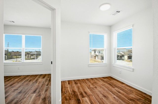 1801 N Peach Creek Drive, Dayton, TX 77535