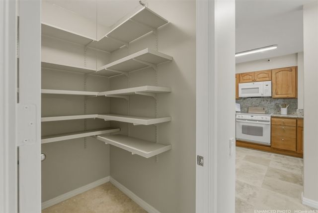 322 Aoloa Street 505, Kailua, HI 96734