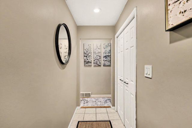 7407 Glendora Avenue, Jenison, MI 49428