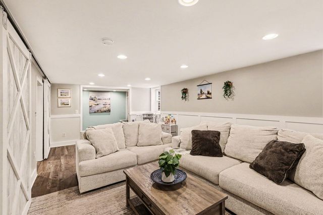 7407 Glendora Avenue, Jenison, MI 49428