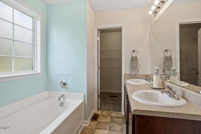 258 Country Day Circle, Selma, NC 27576