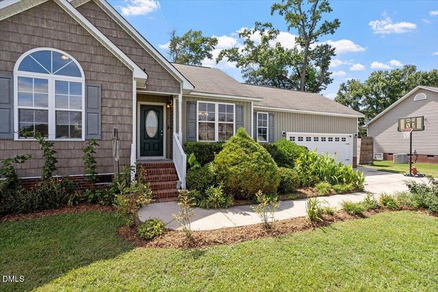 258 Country Day Circle, Selma, NC 27576