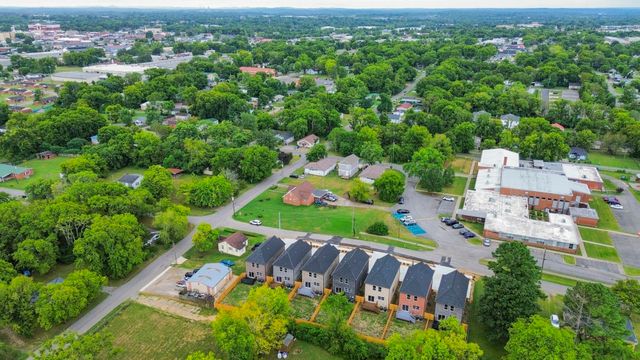 656 Chambers St Unit 170, Gallatin, TN 37066