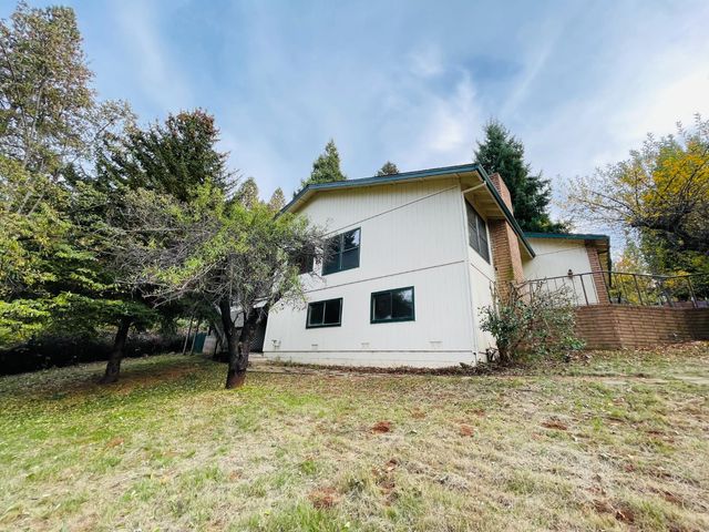 2783 Crystal Springs Rd, Camino, CA 95709