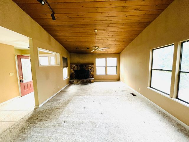 2783 Crystal Springs Rd, Camino, CA 95709