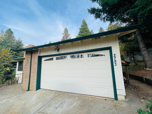 2783 Crystal Springs Rd, Camino, CA 95709