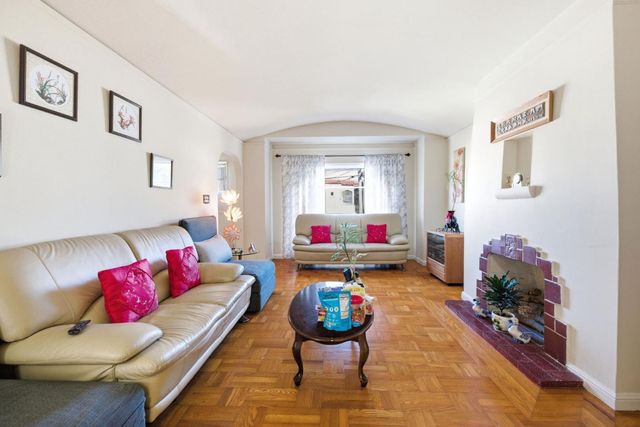 129 W Moltke Street, Daly City, CA 94014