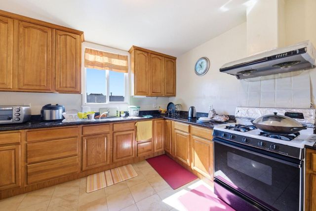 129 W Moltke Street, Daly City, CA 94014