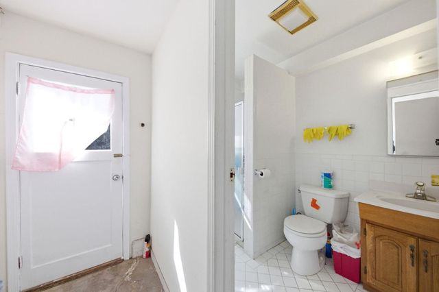 129 W Moltke Street, Daly City, CA 94014