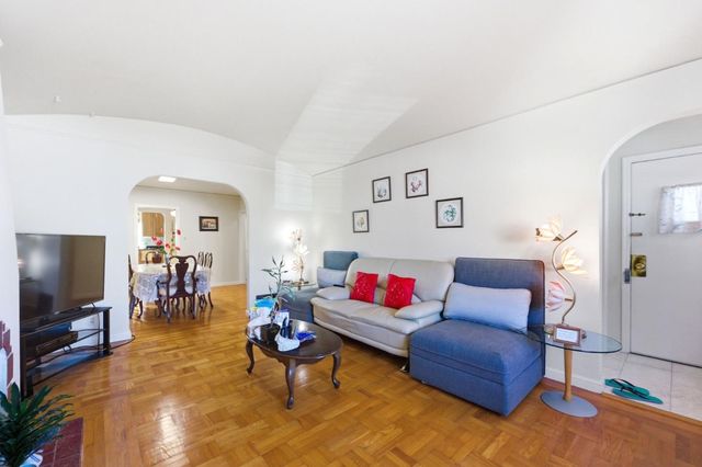 129 W Moltke Street, Daly City, CA 94014