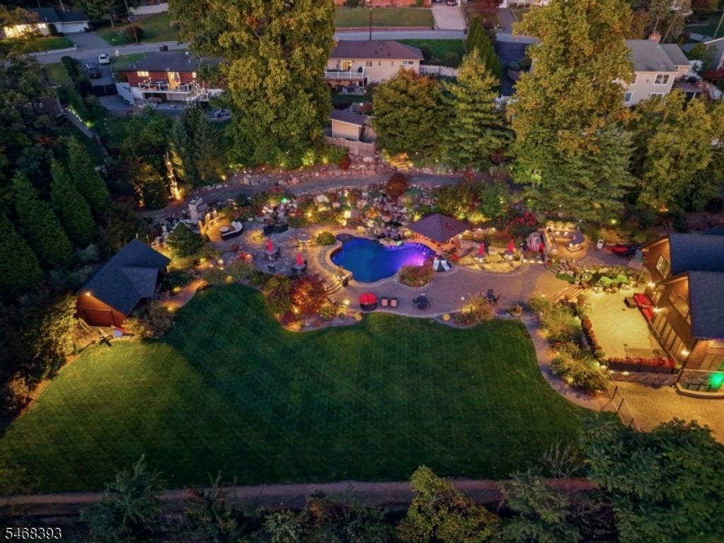 87 Jackson Ave, Wayne Twp., NJ 07470 — exterior