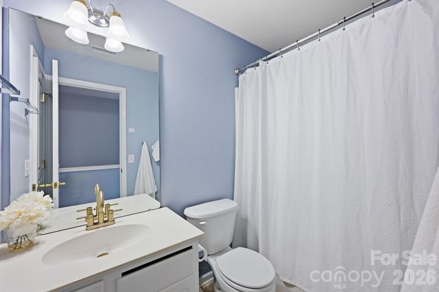 9420 Kestral Ridge Drive, Charlotte, NC 28269