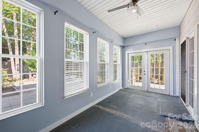 9420 Kestral Ridge Drive, Charlotte, NC 28269