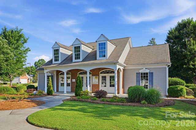 9420 Kestral Ridge Drive, Charlotte, NC 28269