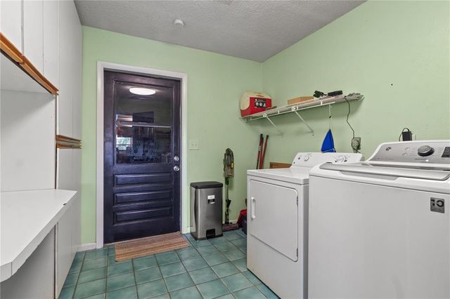 2838 SPRINGDELL CIRCLE, Valrico, FL 33596