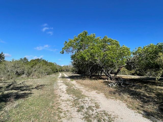 1400 Greer Lane, Burnet, TX 78611