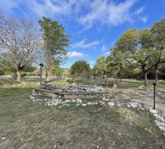 1400 Greer Lane, Burnet, TX 78611