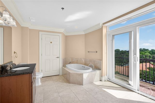 700 Wilmington Island Road 701, Savannah, GA 31410