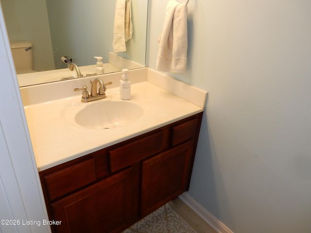 11322 Top Walnut Loop, Louisville, KY 40229