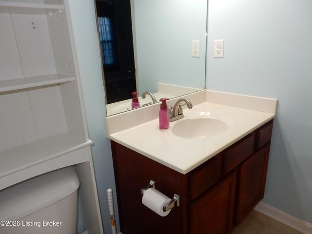 11322 Top Walnut Loop, Louisville, KY 40229