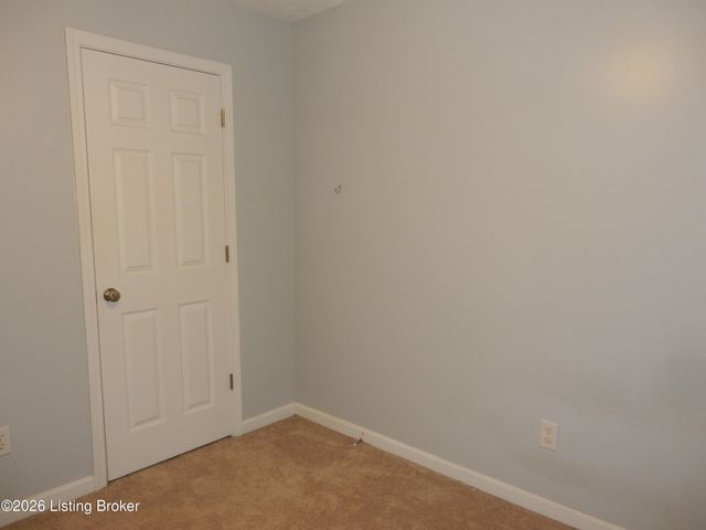11322 Top Walnut Loop, Louisville, KY 40229