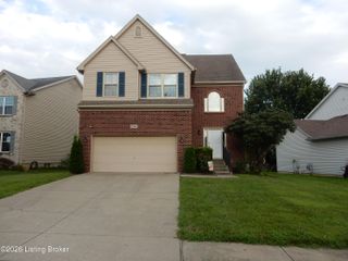 11322 Top Walnut Loop, Louisville, KY 40229