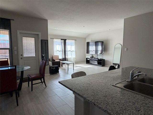 1348 Dillard Creek, Justin, TX 76427