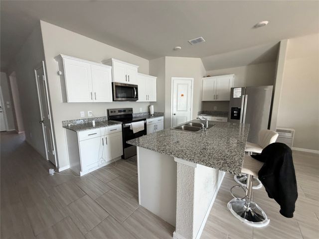 1348 Dillard Creek, Justin, TX 76427