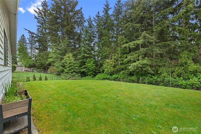 32417 2nd Avenue, Black Diamond, WA 98010