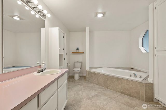 32417 2nd Avenue, Black Diamond, WA 98010