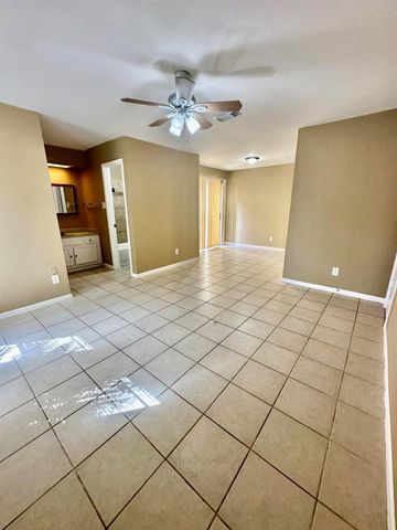 2526 Valley Forest Drive, Missouri City, TX 77489