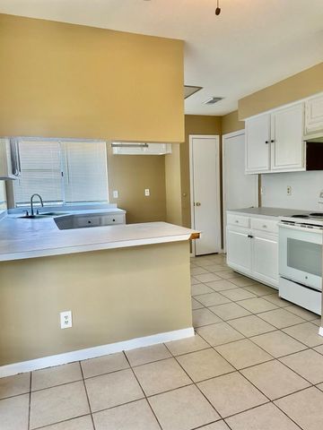 2526 Valley Forest Drive, Missouri City, TX 77489